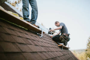 Local Roofers in Albany, IA